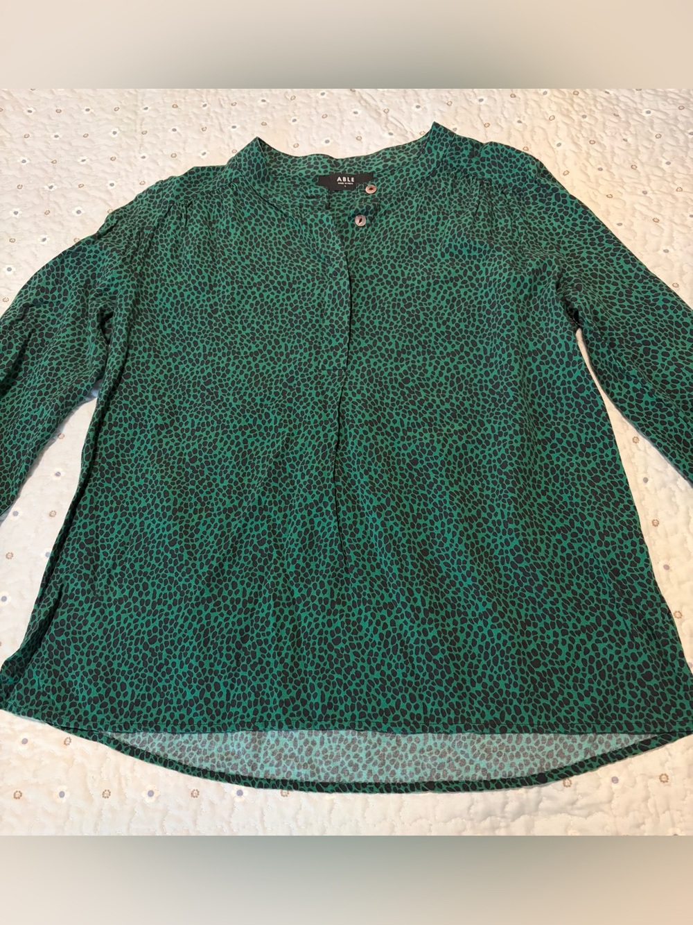 Able Green Animal Print Leopard/Cheetah Blouse Ethically Made Sz Large